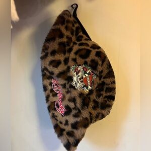 Leopard Print Faux Fur Bucket hat